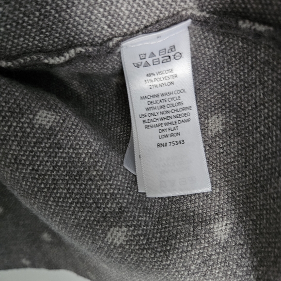 Brand New Cynthia Rowley Gray Polka Dot plus size sweater - Picture 5 of 8